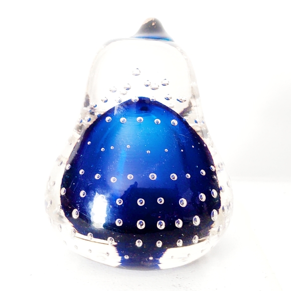 Vintage Hand-Blown Art Glass Pear Paperweight - Picture 8 of 8